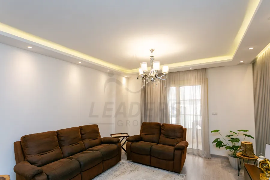 شقة للبيع 140 م كفر عبده (ش ابراهيم راضي)