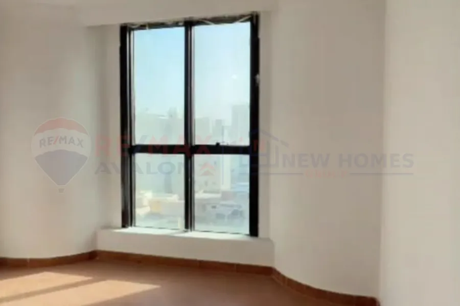 شقة للايجار 235 م لوران (ش شعراوي)