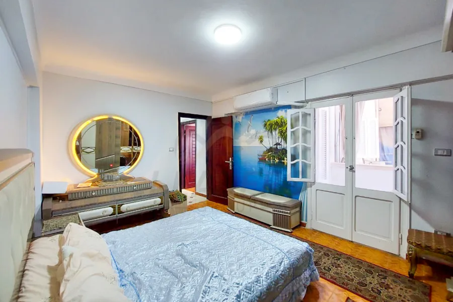 شقة للايجار المفروش 140 م كليوباترا (خطوات من البحر)