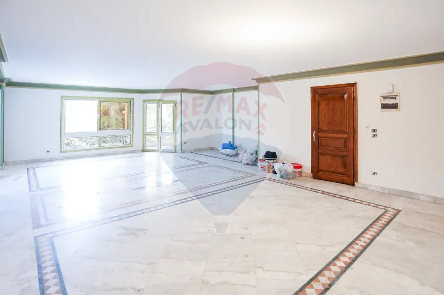 مقر اداري للايجار 255 م سموحه ( شارع كمال الدين صلاح )