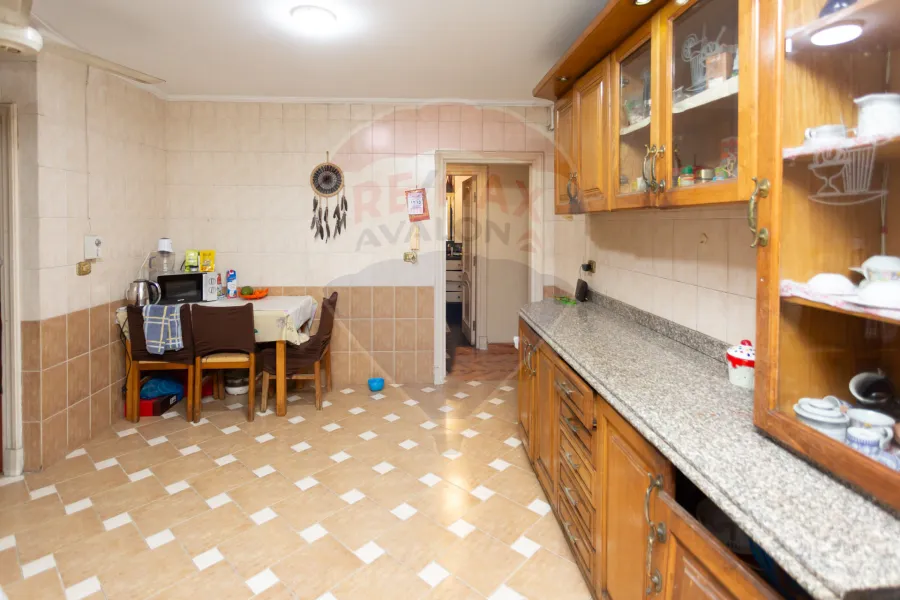 شقه للبيع 385 م لوران (ش ابراهيم نصير)