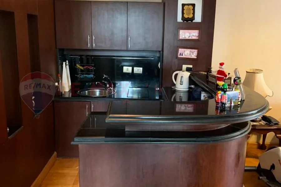 فيلا توين هاوس للبيع (فلاورز بارك) التجمع الخامس 420 م