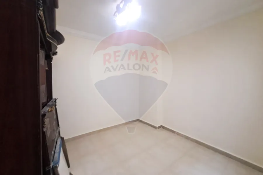 Duplex apartment for sale 180 m Louran (El-Eqbal main st.)