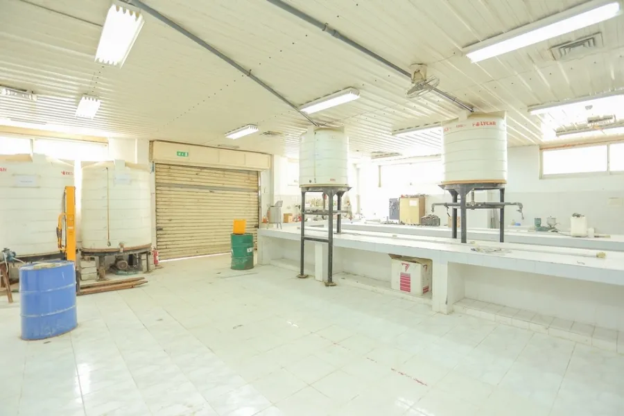 Factory for Rent 3000m Borj El Arab(4th Industrial zone )