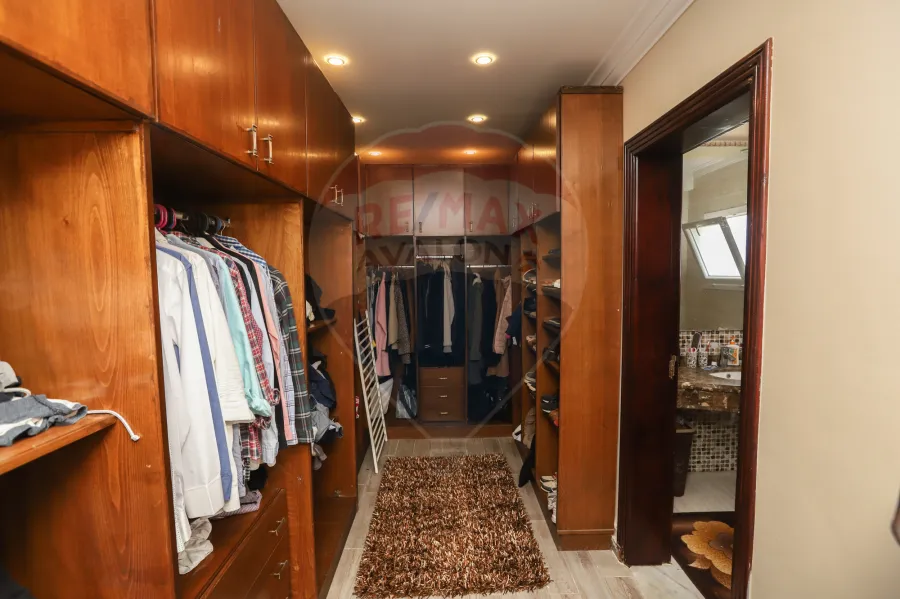 فيلا للإيجار بدون فرش  900 م بكينج مريوط (تقسيم الجمارك)