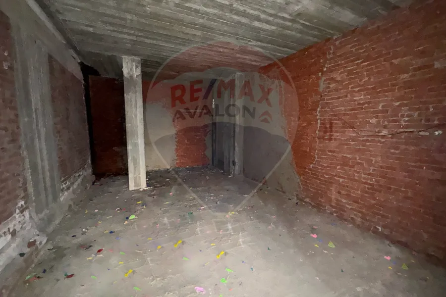 محل للإيجار 65 م سموحة (متفرع من ش زكي رجب)