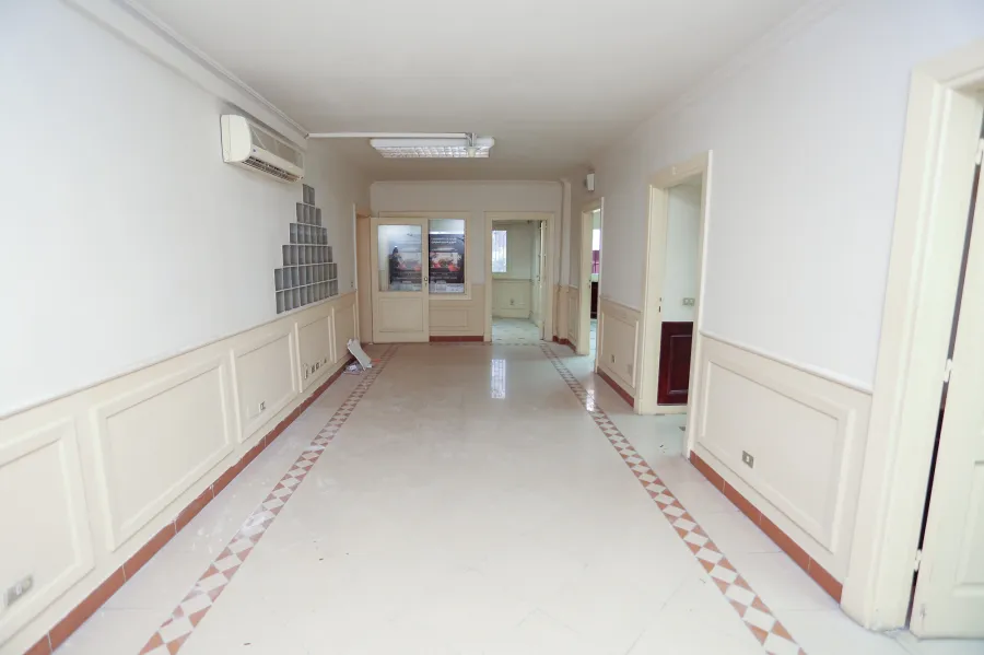 Administrative Unit for rent 600m Smouha (Steps From Zahran Mall)