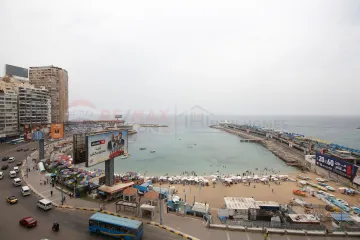 شقة للبيع 580 م جليم (على البحر مباشرة ) - فيو كامل علي البحر مباشرة