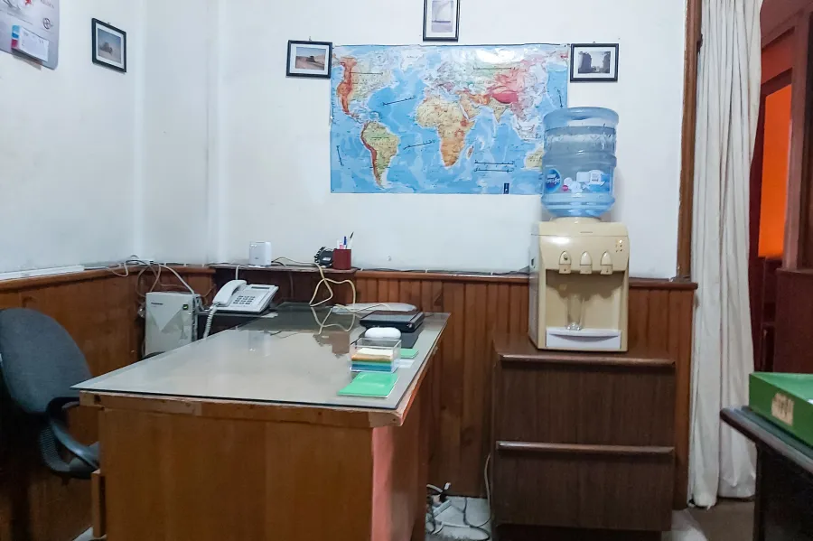 مقر ادارى للبيع 80 م محطة الرمل ( ش دكتور حسن فضالي )