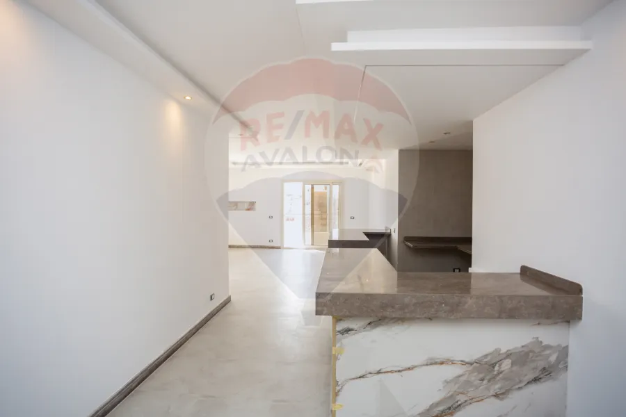 شقة للبيع 160 م العصافرة (بحر مباشر)