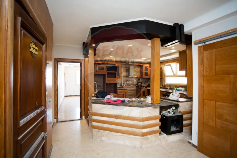 Duplex Apartment for sale 225 m Stanley (Abdel Hamid Al-Abadi St.)