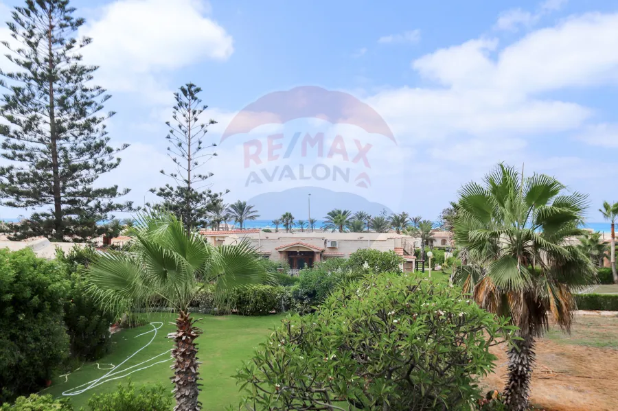 فيلا للبيع 360 م  الساحل الشمالى ( قرية سيدى كرير القوات المسلحة )