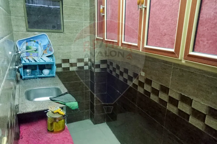 مقر إداري للبيع 75 م ميامي (ش 45 - خطوات من البحر)