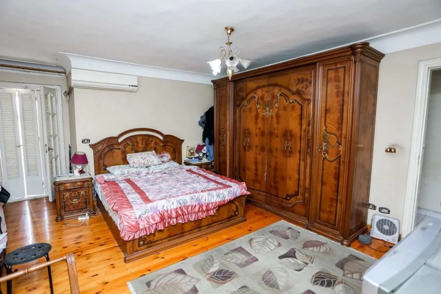 شقة للبيع 290م زيزنيا  -