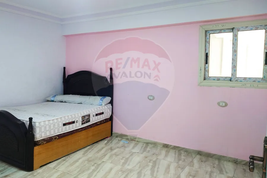 شقة للإيجار 160 م المنتزة (ش الملك)