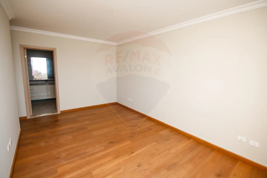 Apartment for sale 340m Stanly (Directly on the sea- brand building)