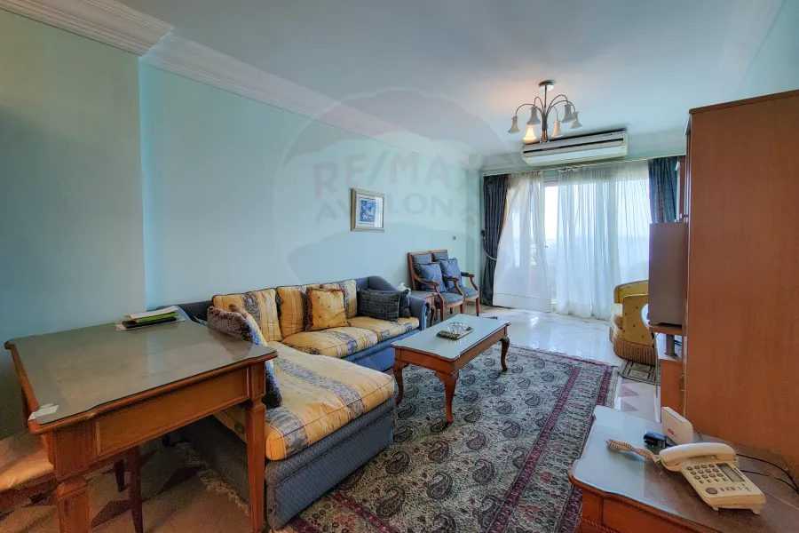 Apartment For Sale 150 m Miami (Directly On The Sea)