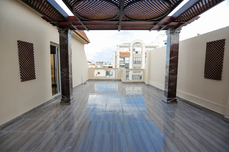 شقة للبيع 280 م سموحة ( ش ذكى رجب )