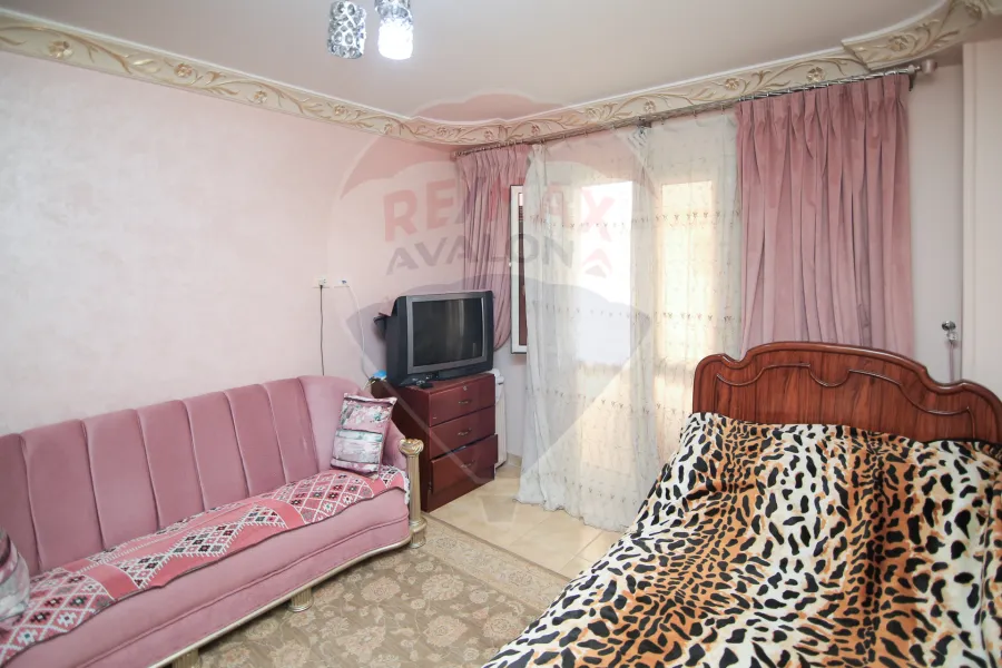 شقة مرخصة للبيع 177 م سموحة (جراند فيل)