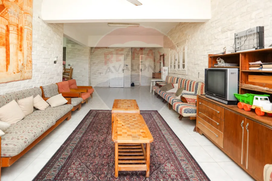 Villa for sale North Coast K 44 (in front of Cairo University Village - Bahri Road) - 1,960 m