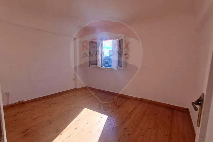 Apartment for rent 150 m Louran (branching from Al-Iqbal Street - Brand Building)