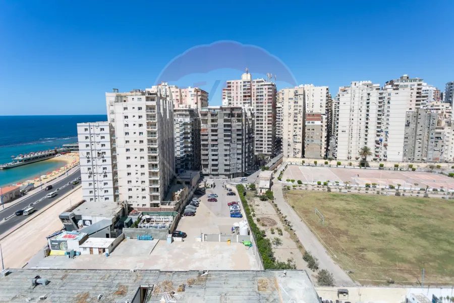 Apartment for sale 135 m Al-Asafra (Directly on the sea)