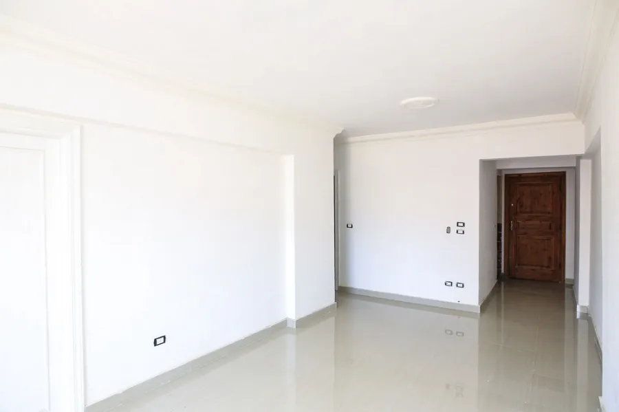 Apartment For Rent 122m Zezinia (Ibrahim El-Atar St.)