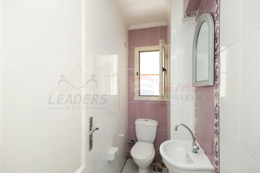 Apartment for sale 130 m Maamoura Beach (steps from the sea)