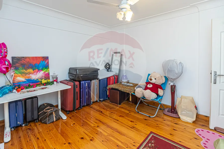 شقه للبيع 185 م لوران (ش سيرهنك )