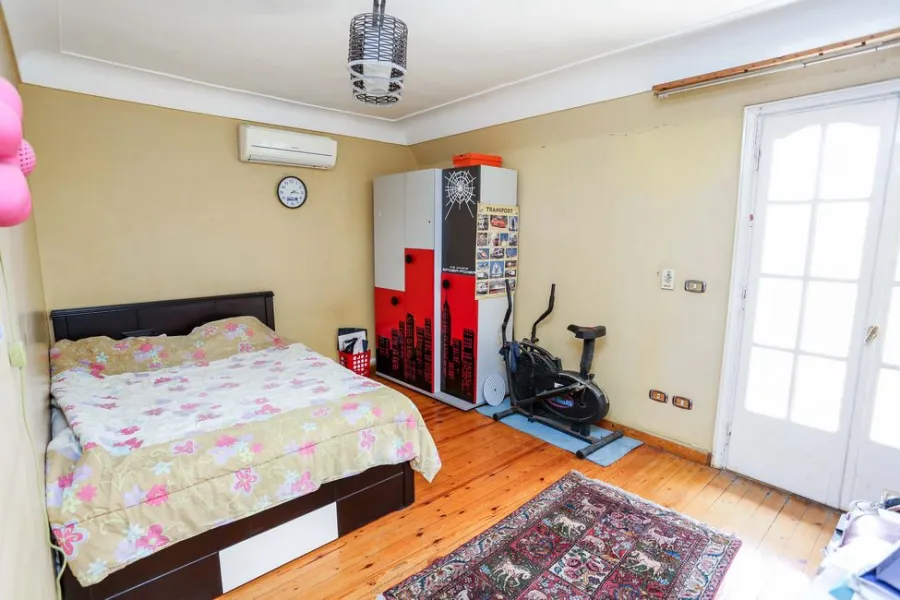 شقة للبيع 290م زيزنيا  -