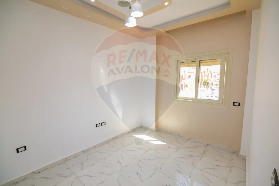 فيلا ستاندالوان للبيع (بيرلا مارينا) 330 م