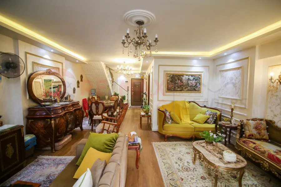 Duplex apartment for sale 185 m Sidi Bishr (Mohamed Naguib St.)