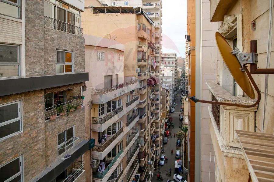 Apartment for rent 200 m Louran (Sarhank St.)