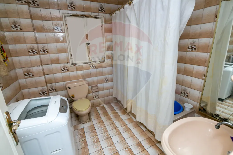 Apartment for sale 165 m Kafr Abdo (Mina St.)