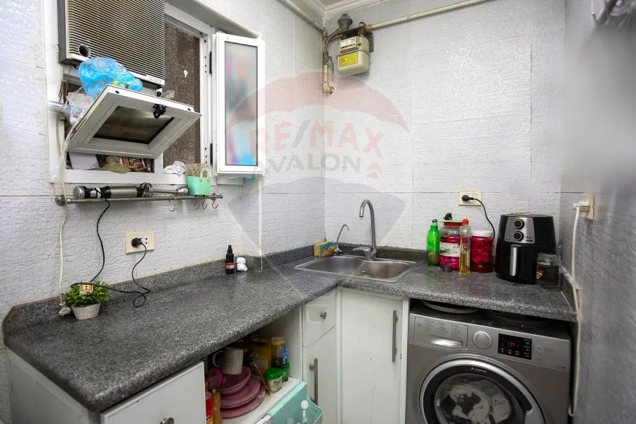 شقة للبيع 80 م جناكليس (ش عمر المختار)