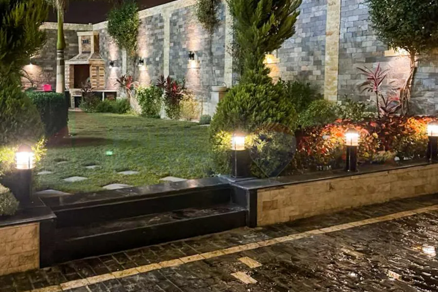 فيلا ستاند الون للبيع 525 م كينج مريوط (كومباوند فينسيا)