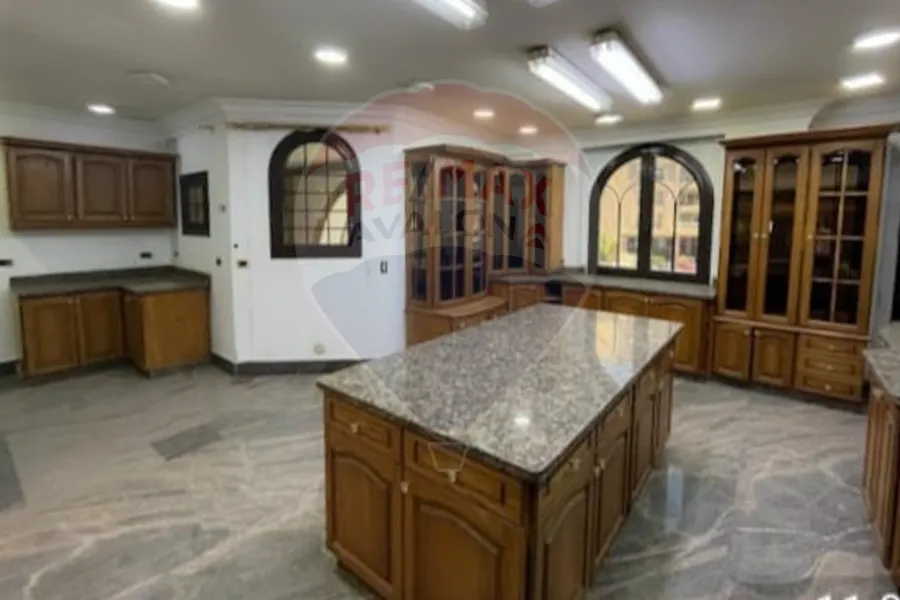 Villa for sale 330 m Masr Al-Gedida (Al-Sheratoon)