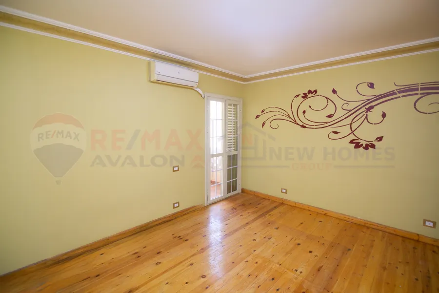 Apartment for sale 185 m San Stefano (directly on the tram - Brand Building