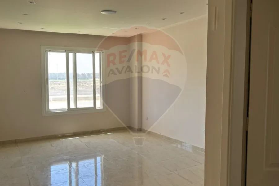 شقة للبيع 235 م  كينج مريوط (ليك سايد)