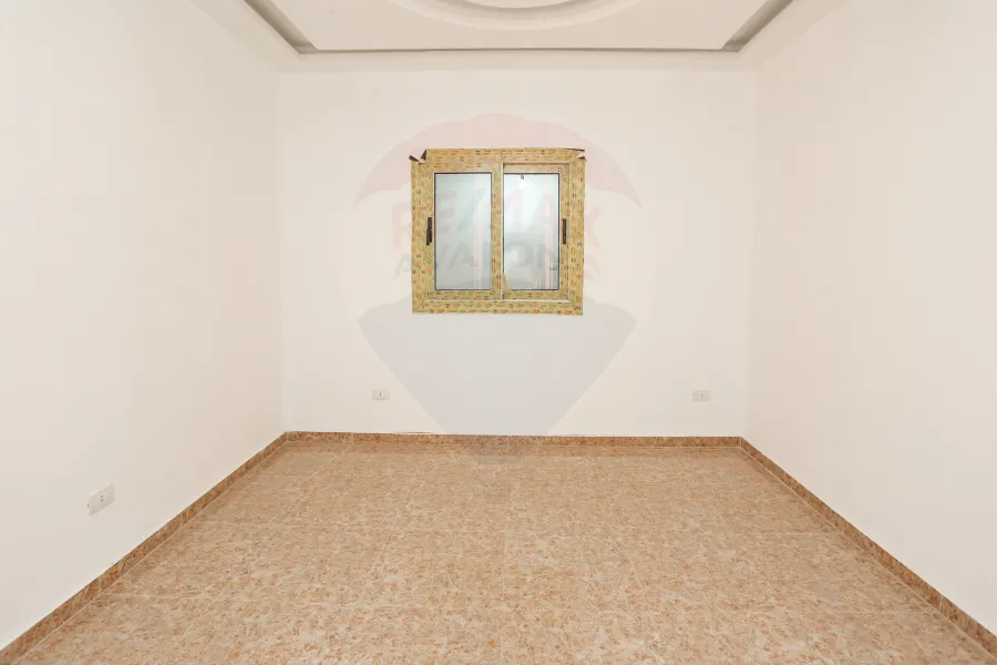 Administrative or residential apartment for rent 120 m Azarita (steps from the sea)