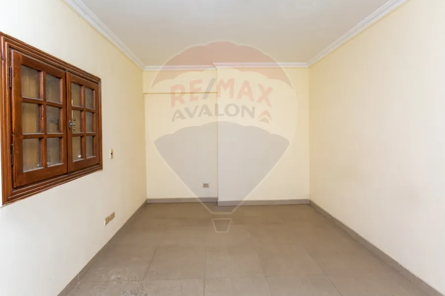 Apartment for sale 135 m Louran (steps from the sea)