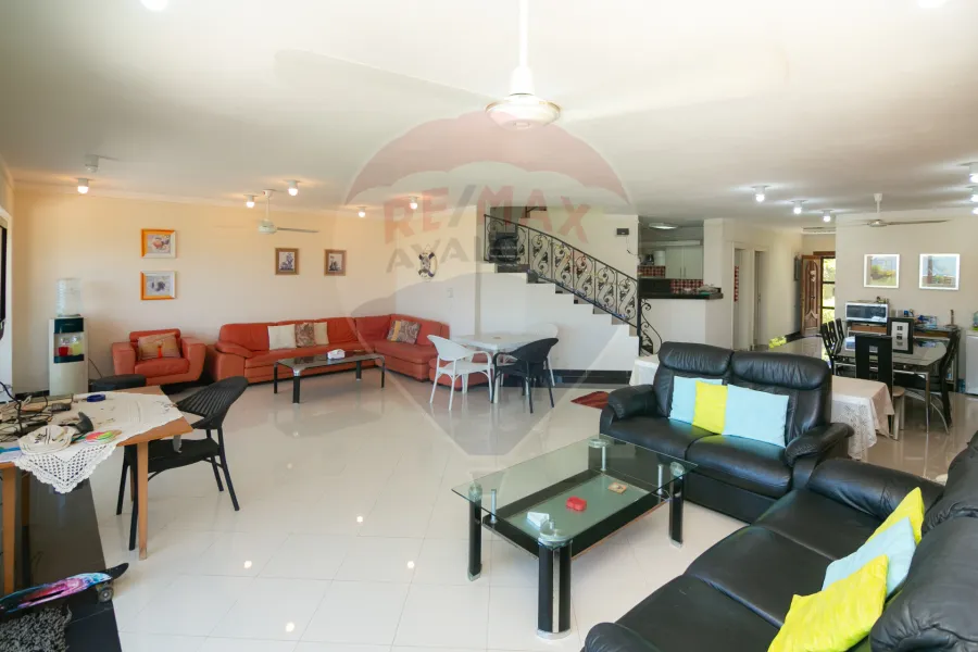 فيلا للبيع الساحل (مارينا 6)