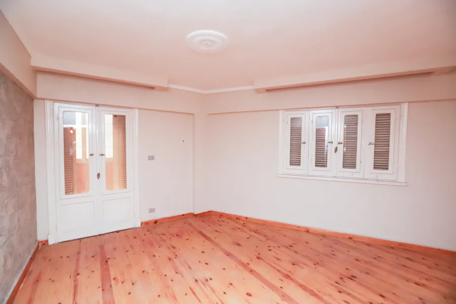 Apartment for sale 325 m Smouha (Bahaa Eldin Elghatwary St.)