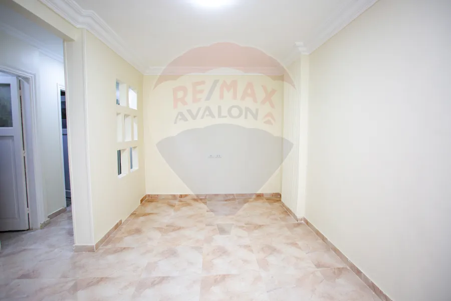 Apartment for sale 175 m sporting (Luxor St)