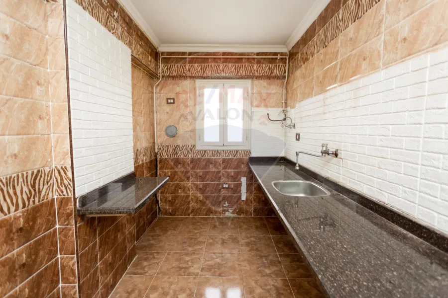 شقه للبيع  115 م سبورتنج ( فيو نادي سبورتنج )