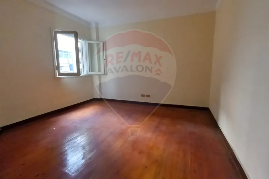 Apartment for rent 120 m Sidi Bishr Al-Tram (Third number from the sea)