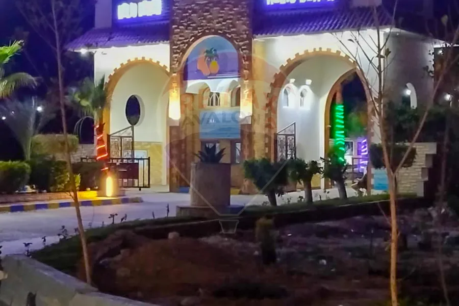 فيلا للبيع الساحل (قرية هليوبيتش) - 300 م