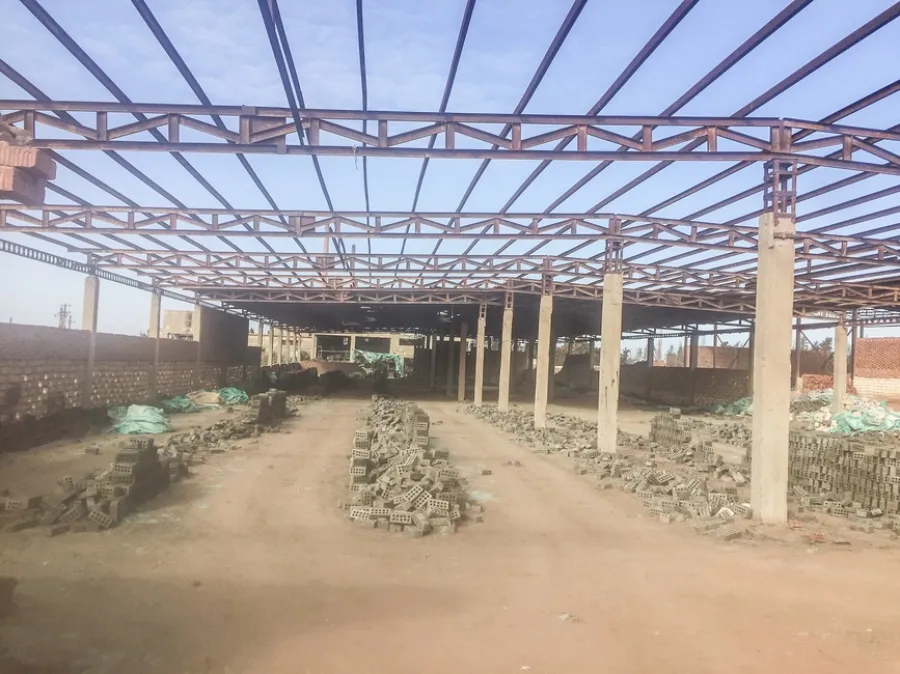 Bricks Factory For Sale 42,000m Elnatron Valley (Elhamra District )