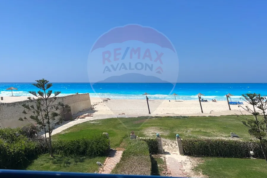 فيلا ستاند الون للبيع (نيس أ - علي البحر مباشرة) 238 م