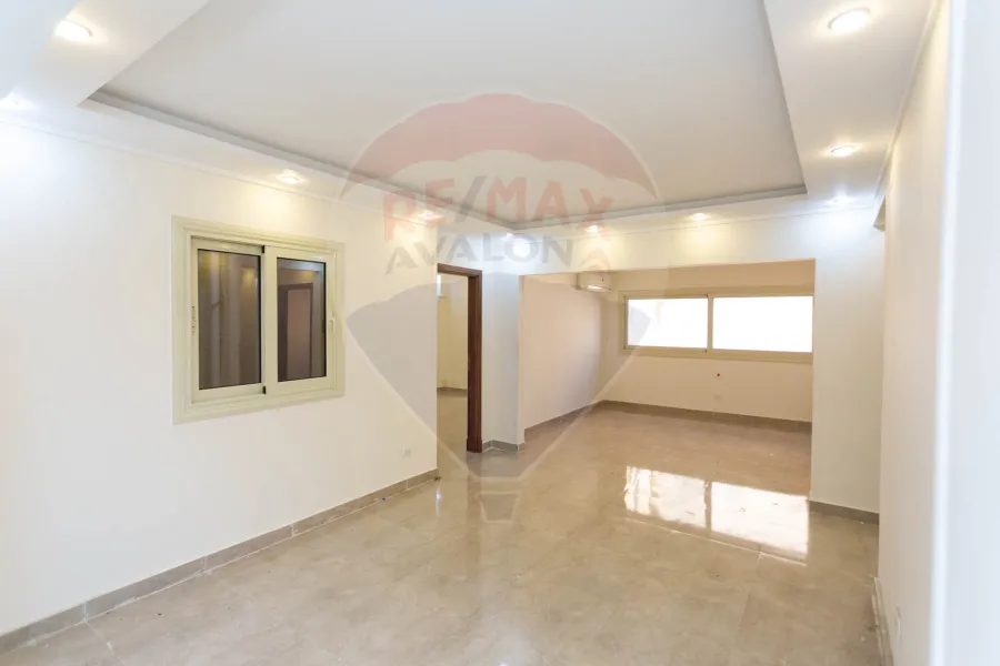 شقة للبيع 150 م لوران (متفرع من ش الإقبال)